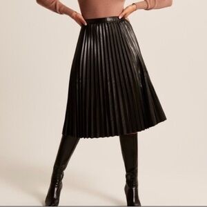 Abercrombie & Fitch Black Pleated Faux Leather Midi Skirt